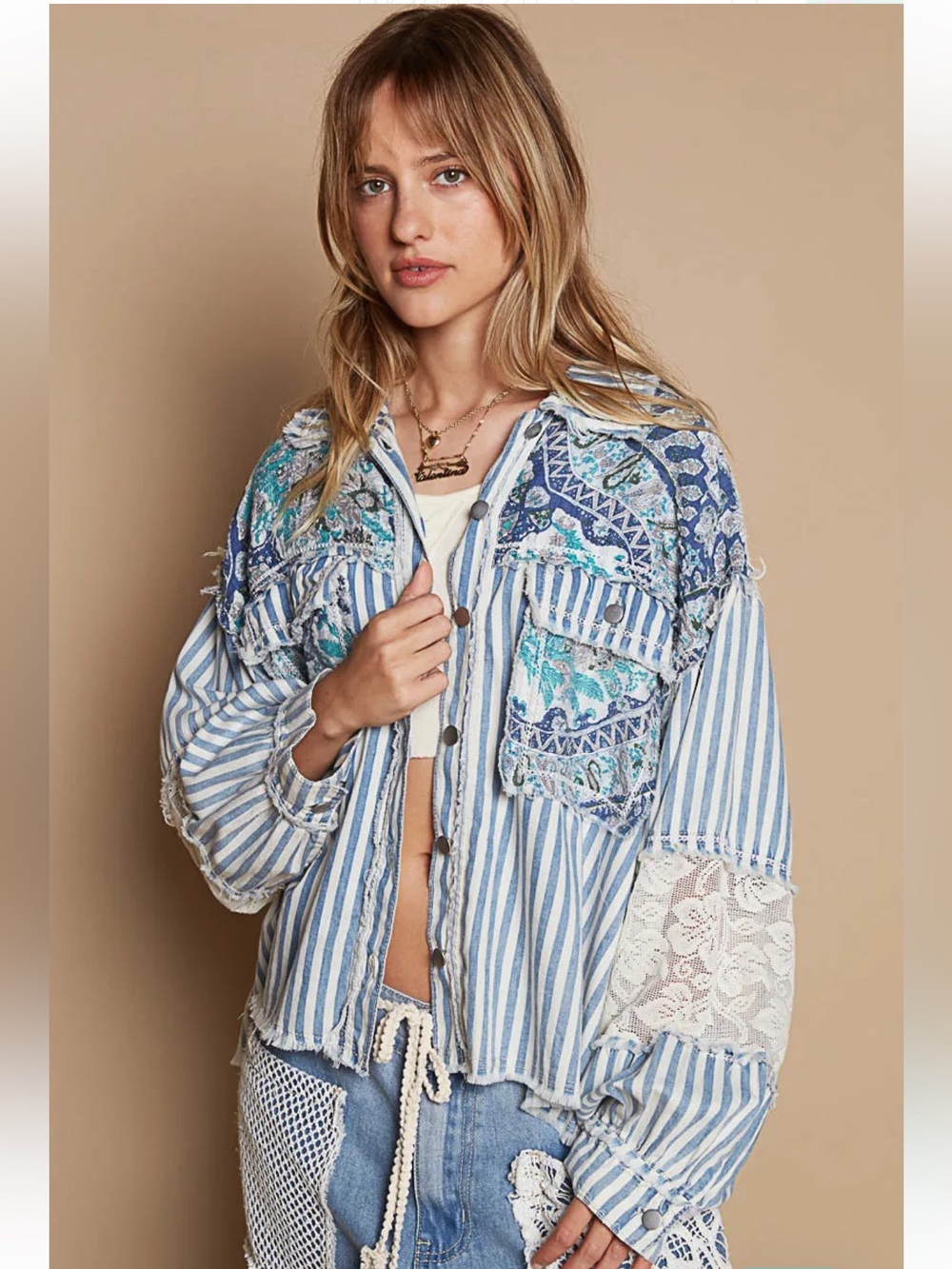 BB180. NWT POL Blue Striped Woven Mix Raw Hem Shacket with Lace Detail - Picture 5 of 5